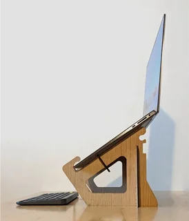 نگهدارنده لپ تاپ چوبی