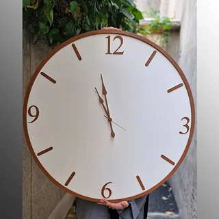 ساعت دیواری کلاسیک دایره بزرگ